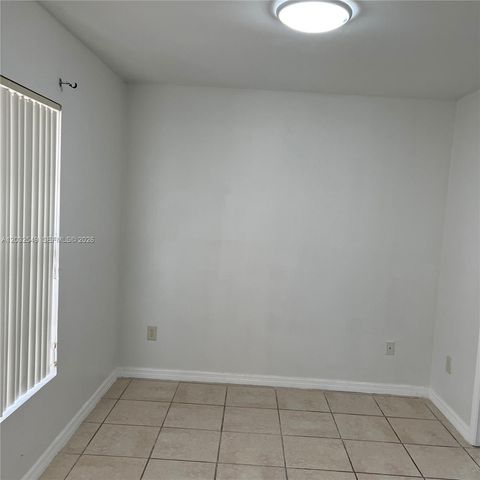 15272 SW 46th Ln HR-66, Miami, FL 33185