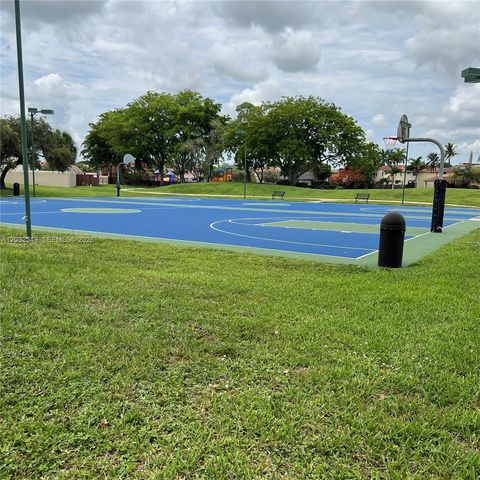15272 SW 46th Ln HR-66, Miami, FL 33185