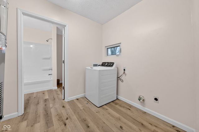 2327 N F Street, Elwood, IN 46036