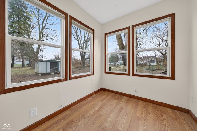 2327 N F Street, Elwood, IN 46036