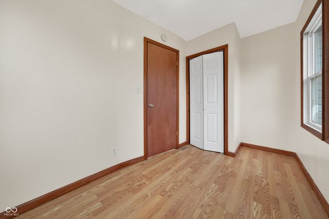 2327 N F Street, Elwood, IN 46036