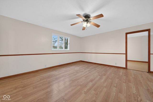 2327 N F Street, Elwood, IN 46036