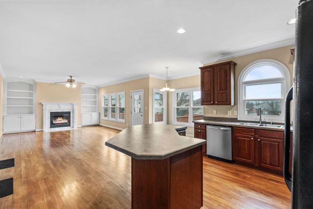 6036 Crabapple Road, Versailles, KY 40383