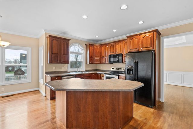 6036 Crabapple Road, Versailles, KY 40383