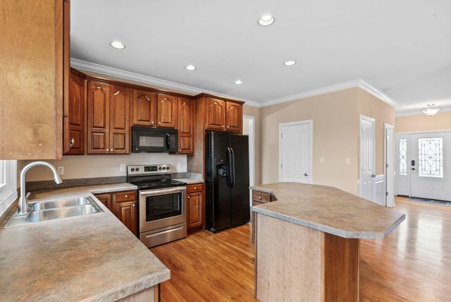 6036 Crabapple Road, Versailles, KY 40383