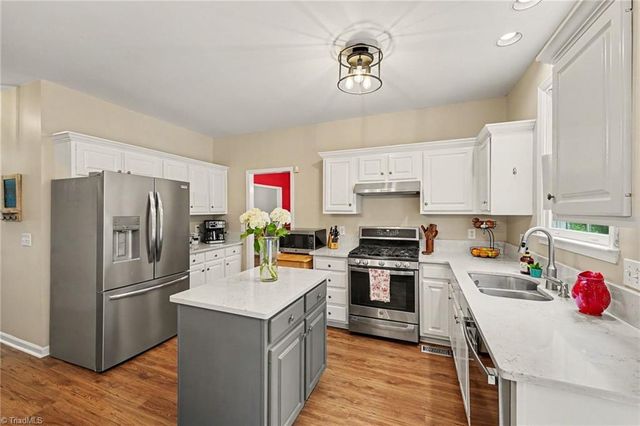 3116 Southhampton Drive, Jamestown, NC 27282