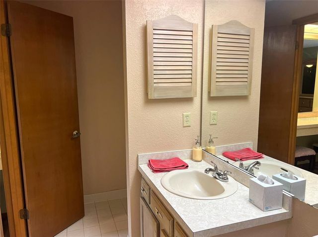 825 N 3RD AVENUE, Deltona, FL 32725