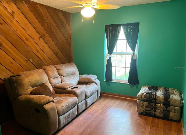 825 N 3RD AVENUE, Deltona, FL 32725