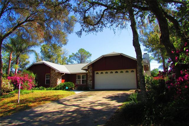 825 N 3RD AVENUE, Deltona, FL 32725