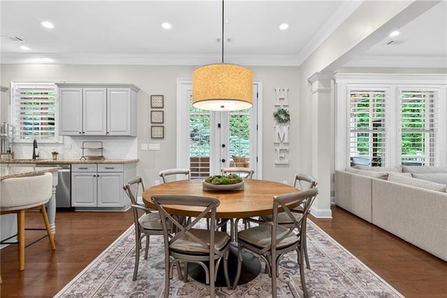 5548 Farmside Way, Johns Creek, GA 30022