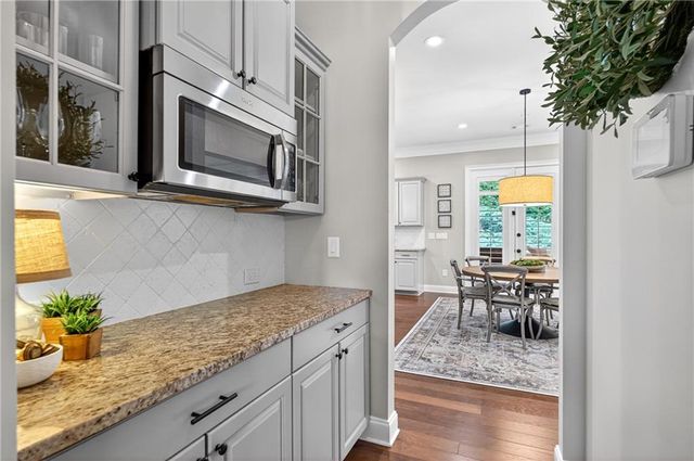 5548 Farmside Way, Johns Creek, GA 30022