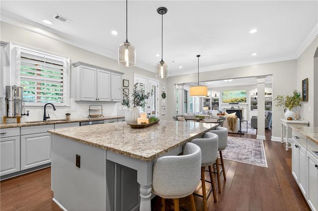 5548 Farmside Way, Johns Creek, GA 30022
