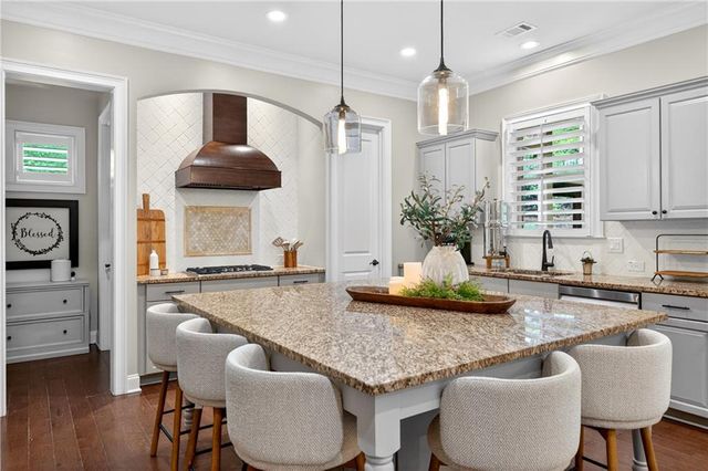 5548 Farmside Way, Johns Creek, GA 30022