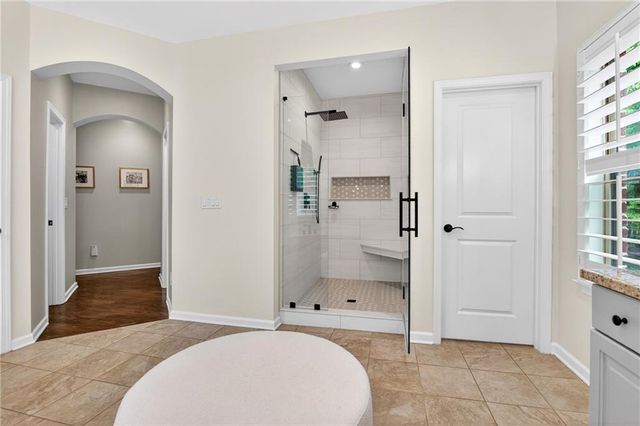 5548 Farmside Way, Johns Creek, GA 30022