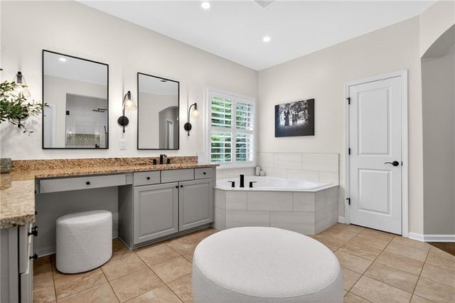 5548 Farmside Way, Johns Creek, GA 30022