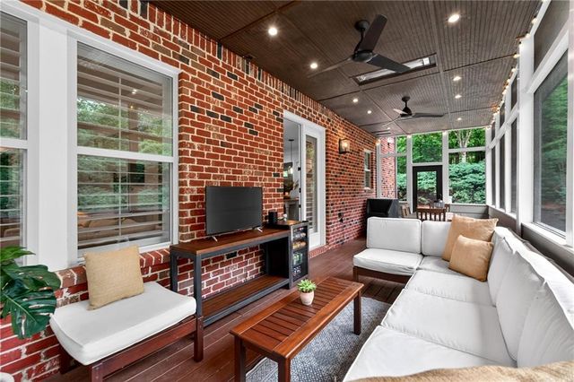 5548 Farmside Way, Johns Creek, GA 30022