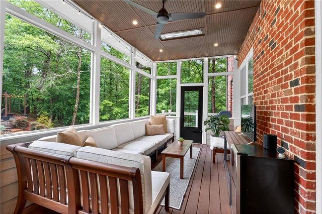 5548 Farmside Way, Johns Creek, GA 30022
