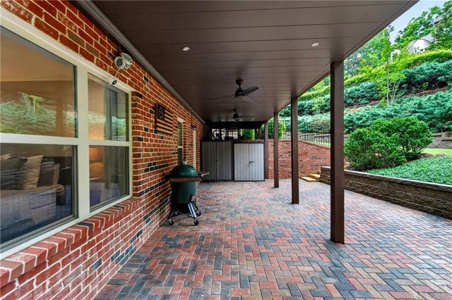 5548 Farmside Way, Johns Creek, GA 30022