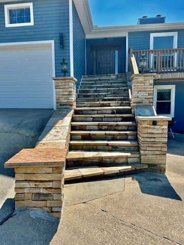 2841 E Hyland Park Road, Fayetteville, AR 72701
