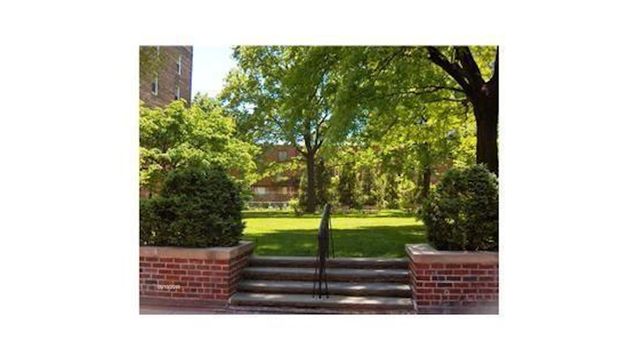 11220 72nd Dr Apt D28, New York City, NY 11375
