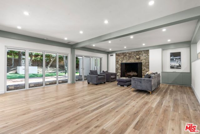 926 N ALPINE Drive, Beverly Hills, CA 90210