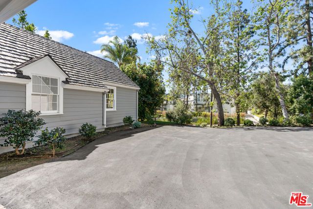926 N ALPINE Drive, Beverly Hills, CA 90210