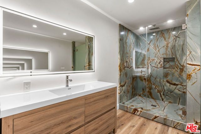 926 N ALPINE Drive, Beverly Hills, CA 90210