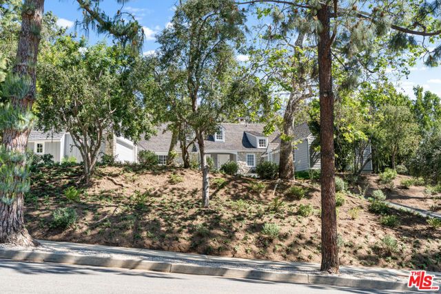 926 N ALPINE Drive, Beverly Hills, CA 90210