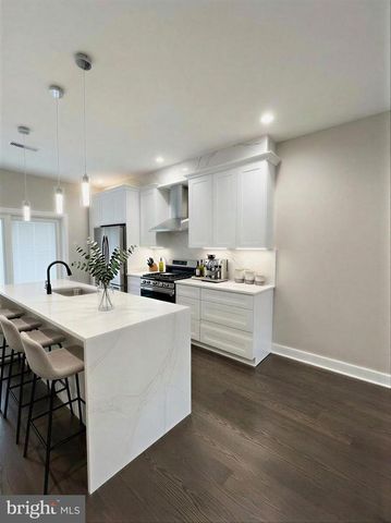 2324 REED ST, Philadelphia, PA 19146