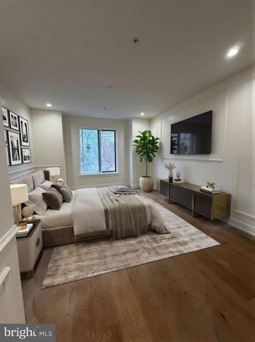 2324 REED ST, Philadelphia, PA 19146