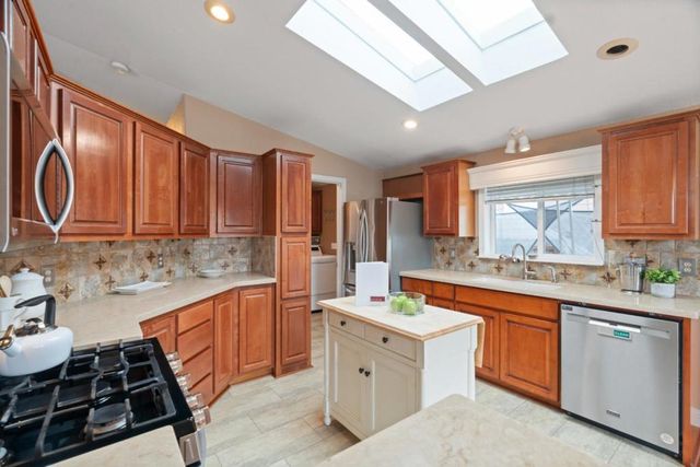 444 Whispering Pines Drive, Scotts Valley, CA 95066