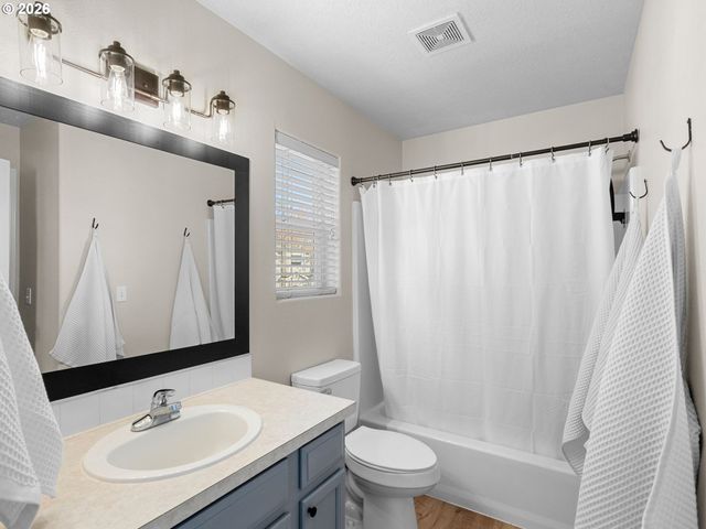 6225 Sw 182ND Ter, Beaverton, OR 97007