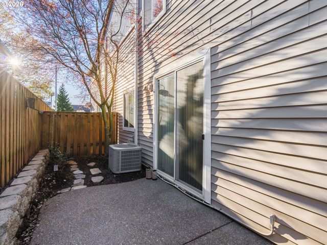 6225 Sw 182ND Ter, Beaverton, OR 97007