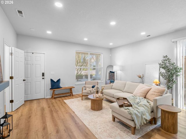 6225 Sw 182ND Ter, Beaverton, OR 97007