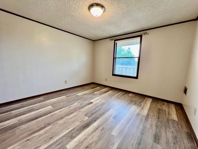 5064 Queenswood Court, West Chester, OH 45011