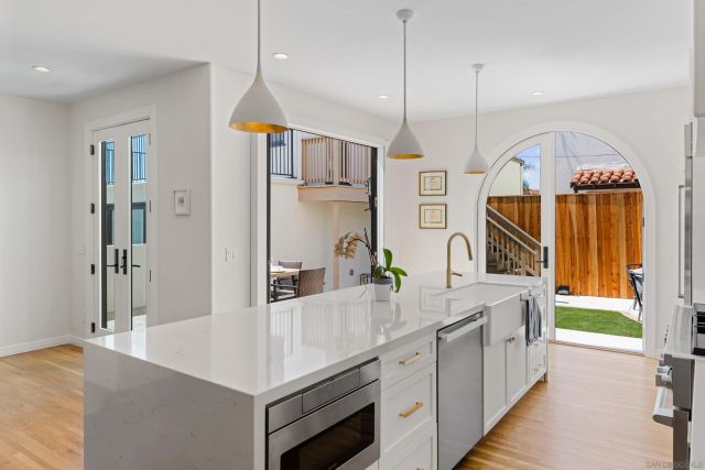 4374 Adams Ave, San Diego, CA 92116