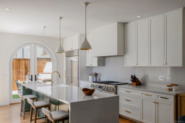 4374 Adams Ave, San Diego, CA 92116