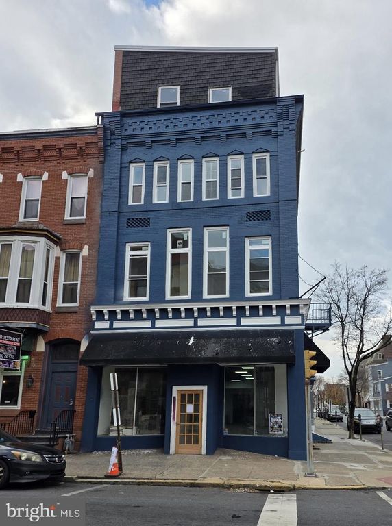 Image 1 of property listing at 154 N 6TH ST, Reading, PA 19601