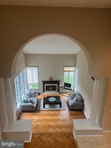 5 PROMENADE PL, Voorhees, NJ 08043