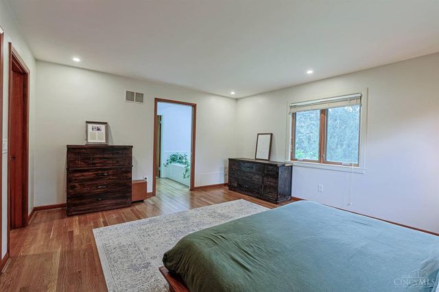 7673 Greenfarms Drive, Springfield Twp., OH 45224