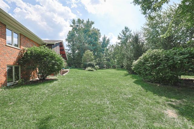 7673 Greenfarms Drive, Springfield Twp., OH 45224