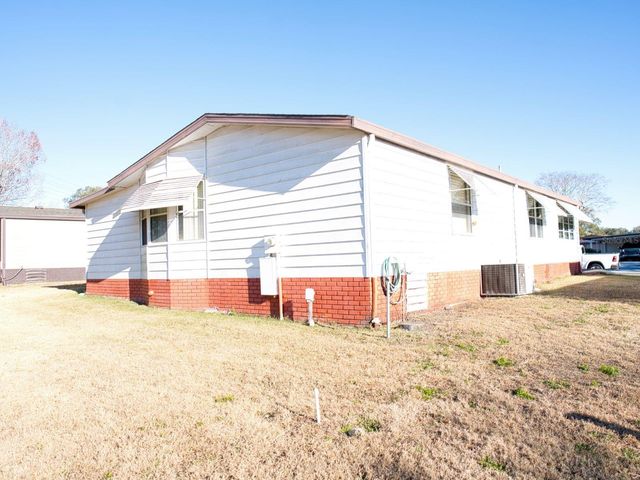 1863 W SCHWARTZ BOULEVARD, Lady Lake, FL 32159