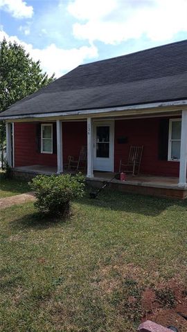 136 Hill Street, Commerce, GA 30529