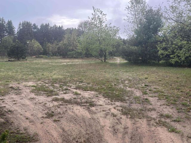 2860 S M-37, Traverse City, MI 49685