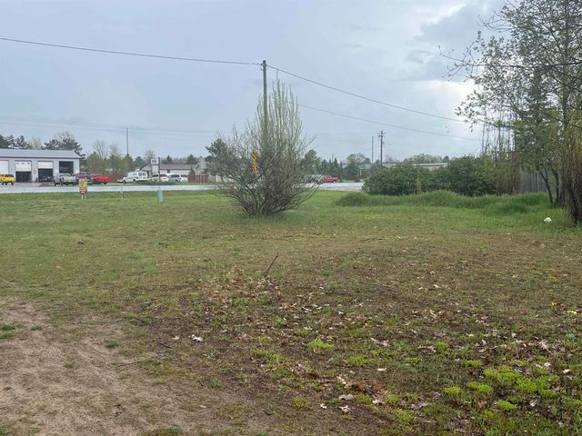 2860 S M-37, Traverse City, MI 49685