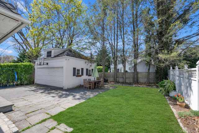 44 Mackey Avenue, Port Washington, NY 11050