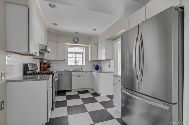 44 Mackey Avenue, Port Washington, NY 11050