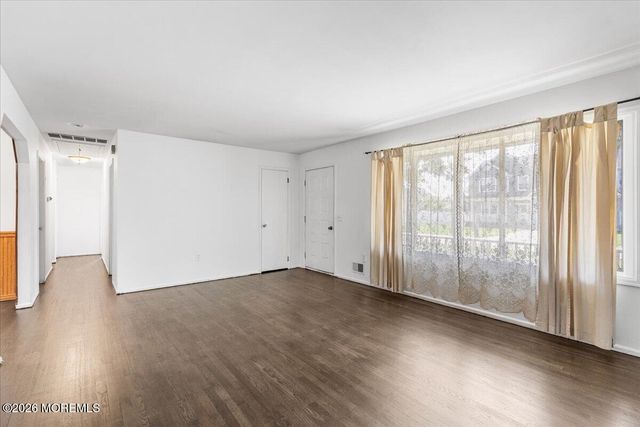 825 Madison Avenue, Toms River, NJ 08757