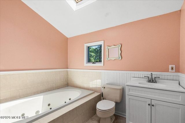 825 Madison Avenue, Toms River, NJ 08757