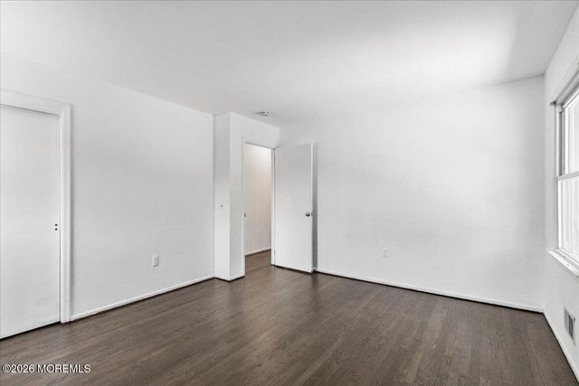 825 Madison Avenue, Toms River, NJ 08757
